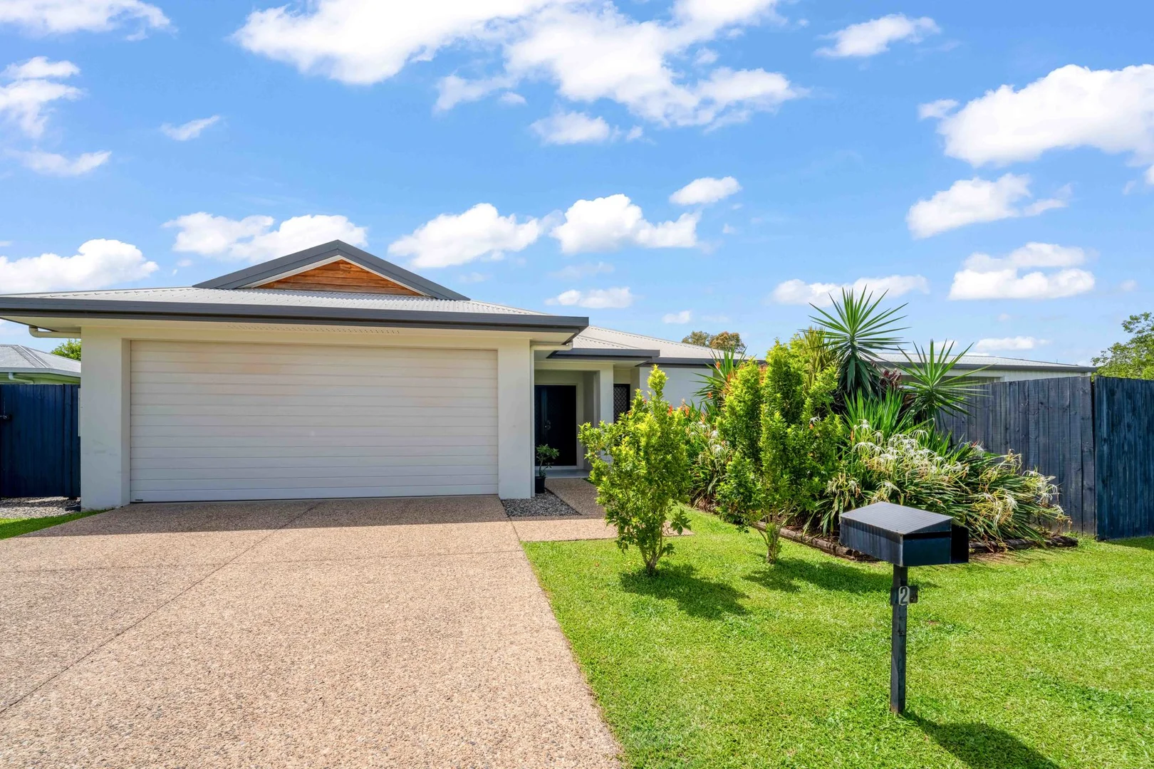 Additional image 37 of 2 Bronson Street, White Rock QLD 4868