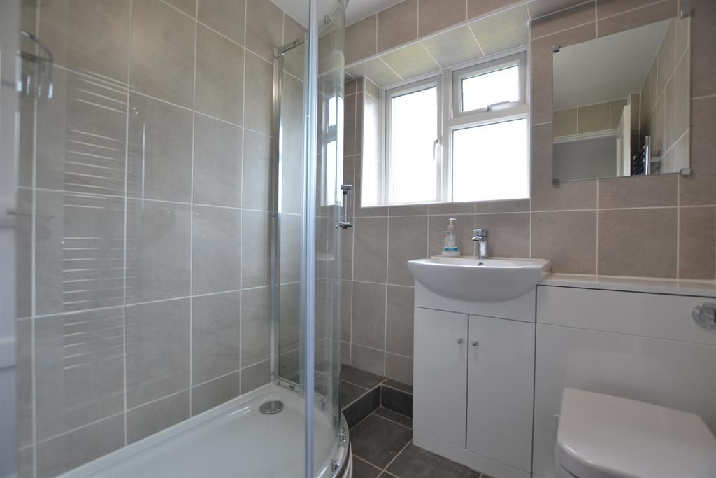 Additional image 8 of 2 bed flat for saleWoodhill Drive, Wombourne, Wolverhampton WV5