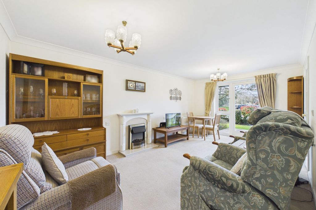 Additional image 3 of 2 bed flat for saleHanbury Court, Thetford IP24