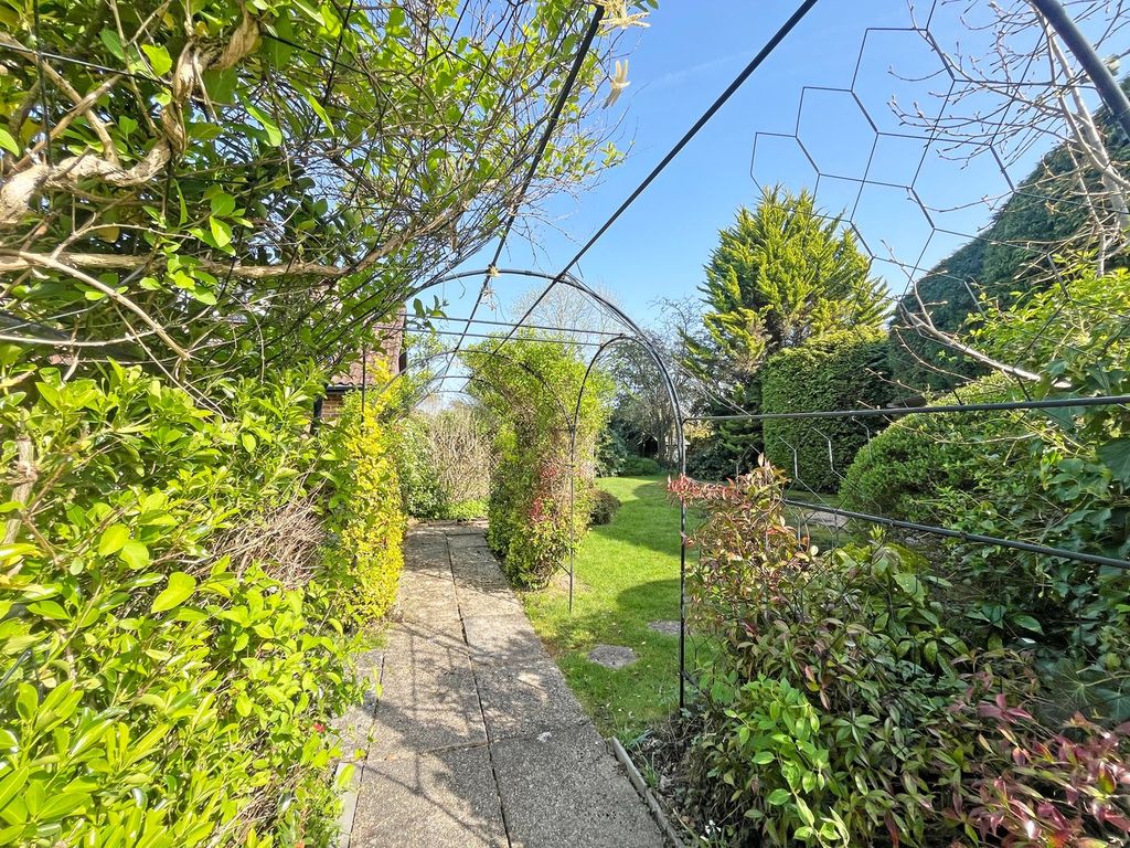 Additional image 20 of 4 bed detached bungalow for saleOberfield Road, Brockenhurst SO42