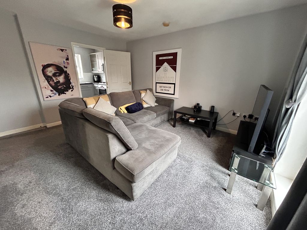 Additional image 8 of 2 bed flat for saleMalyon Close, Braintree CM7