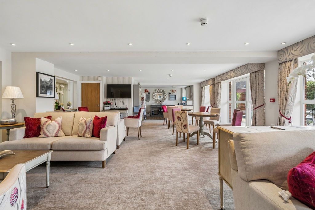 Additional image 15 of 1 bed property for saleMarlow Road, Bourne End SL8