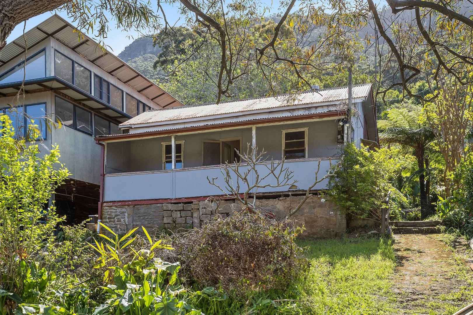 52 Buttenshaw Drive, Coledale NSW 2515