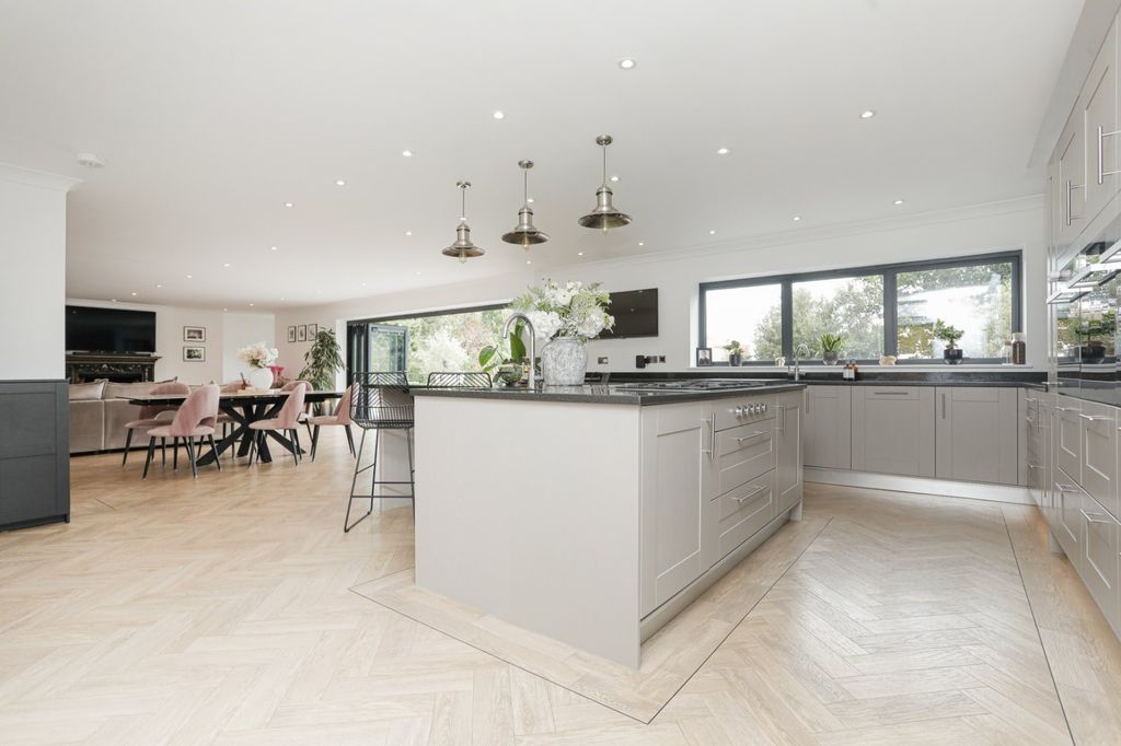 Additional image 2 of 4 bed detached house for saleNorth Foreland Avenue, Broadstairs, Kent CT10