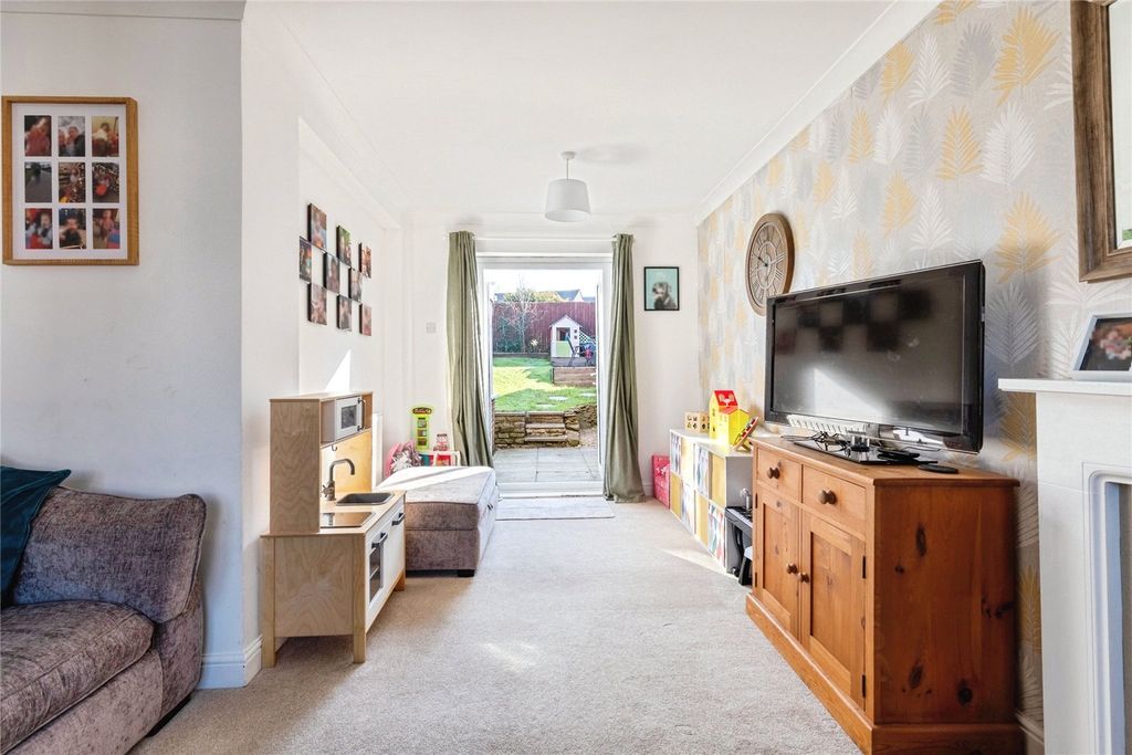 Additional image 4 of 3 bed semi-detached house for saleAllens Gate, Brackley, Northamptonshire NN13