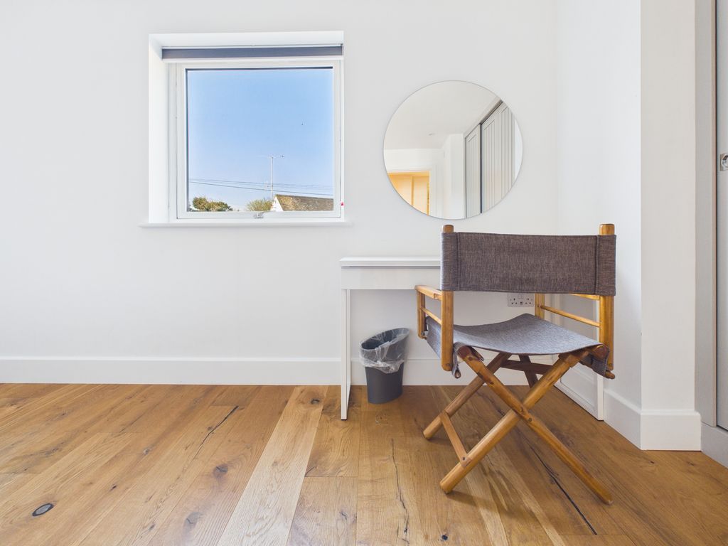 Additional image 13 of 2 bed flat for saleCanalside, Higher Wharf, Bude EX23