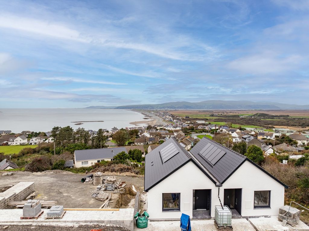 Additional image 11 of 4 bed property for saleGwastad Lane, Borth, Aberystwyth SY24