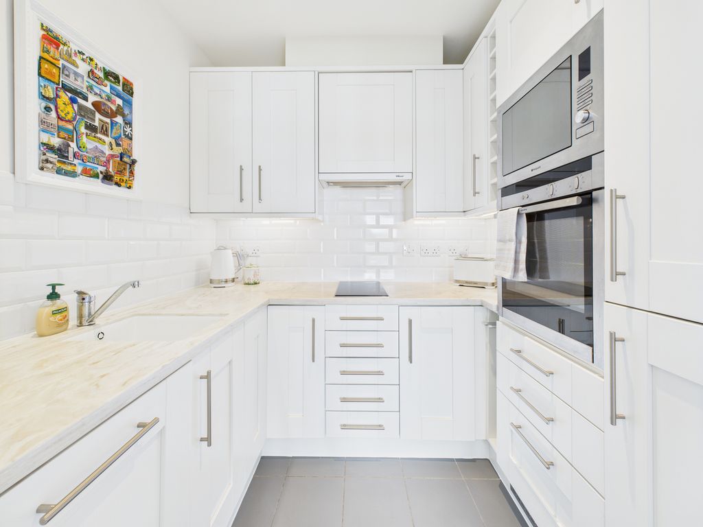 Additional image 4 of 2 bed flat for saleCrooklets Road, Bude EX23