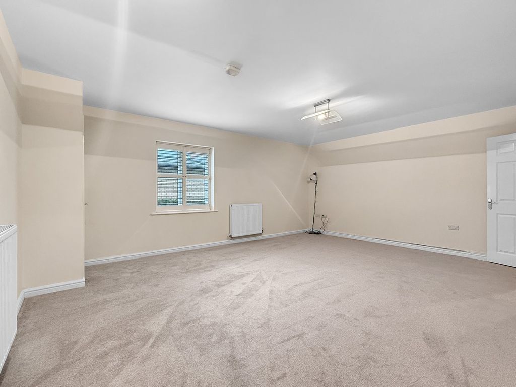 Additional image 4 of 2 bed flat for saleParnell Place, Braintree CM7