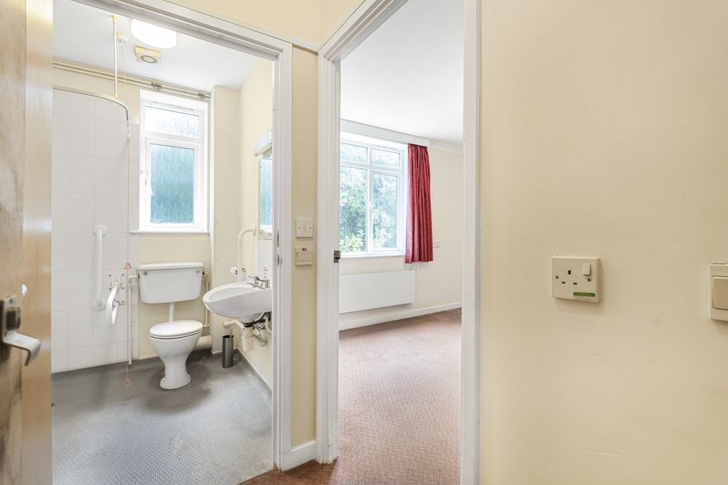 Additional image 12 of 12 bed detached house for saleManor Road, Brackley, Northamptonshire NN13