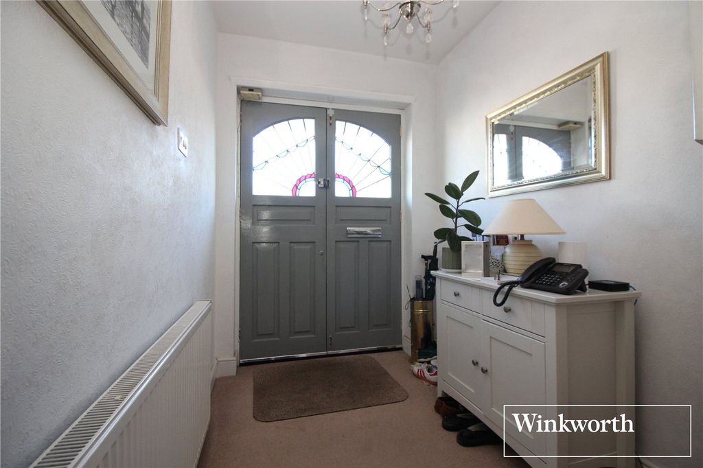 Additional image 9 of 3 bed semi-detached house for saleBullhead Road, Borehamwood, Hertfordshire WD6