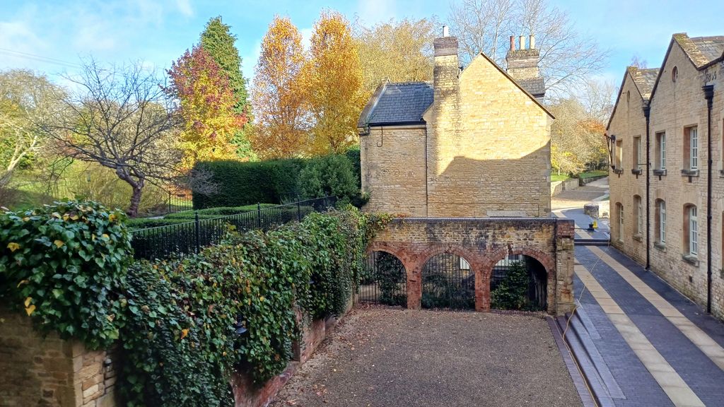 Additional image 13 of 1 bed flat for saleBliss Mill, Chipping Norton OX7