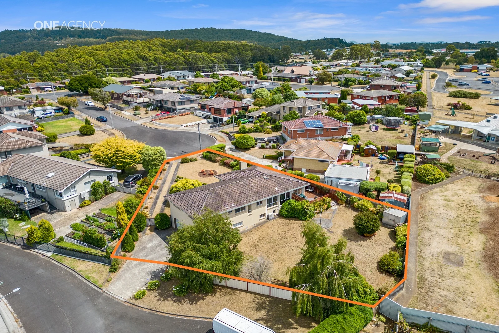 6 Loatta Avenue, Miandetta TAS 7310 photo 3
