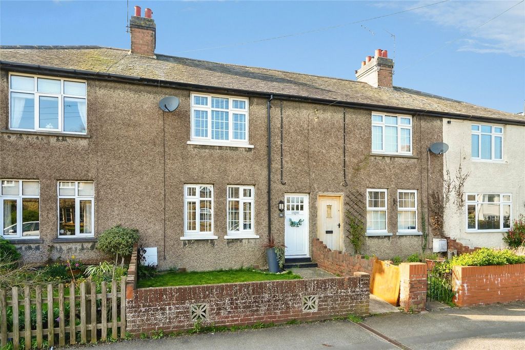 2 bed terraced house for saleManor Road, Brackley, Northamptonshire NN13