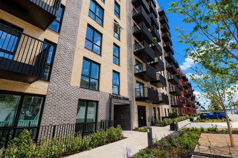Forastero House, Hayes UB3