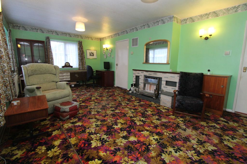 Additional image 12 of 5 bed detached house for saleQueen Street, Pensnett, Brierley Hill DY5