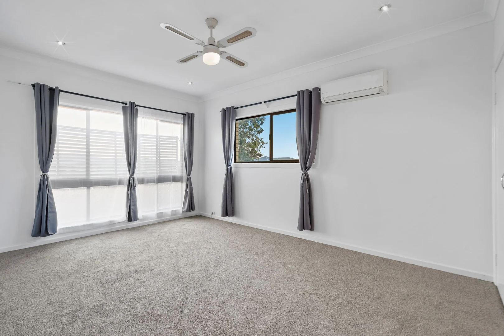 Additional image 9 of 24 Bedivere Street, Carindale QLD 4152