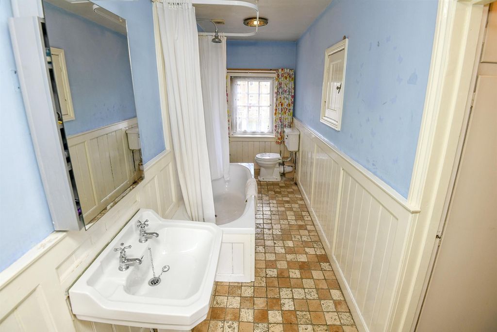 Additional image 11 of 5 bed semi-detached house for saleWitham Bank East, Boston PE21