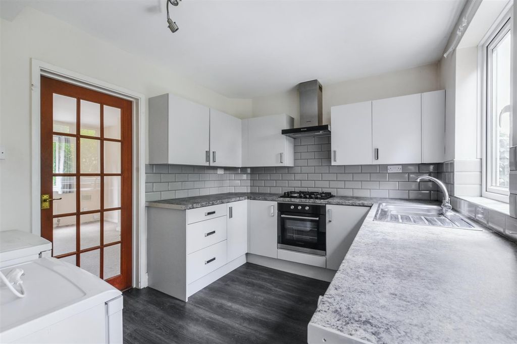 Additional image 3 of 3 bed property for saleWollaton Road, Beeston, Nottingham NG9