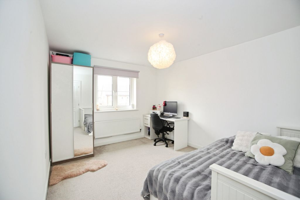 Additional image 22 of 4 bed detached house for saleCastle Way, Newport NP10