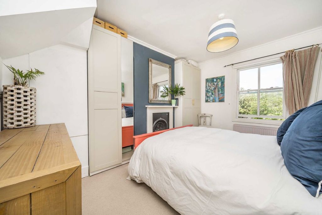 Additional image 5 of 3 bed terraced house for saleBrook Road South, Brentford TW8