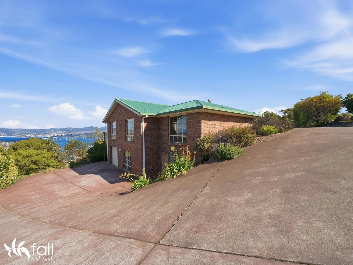 7/42 Sherwood Court, Lindisfarne TAS 7015