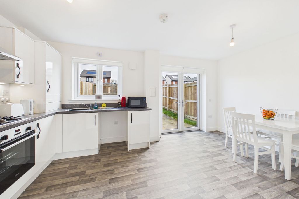 Additional image 3 of 2 bed terraced house for saleRedlynn Terrace, Denny FK6