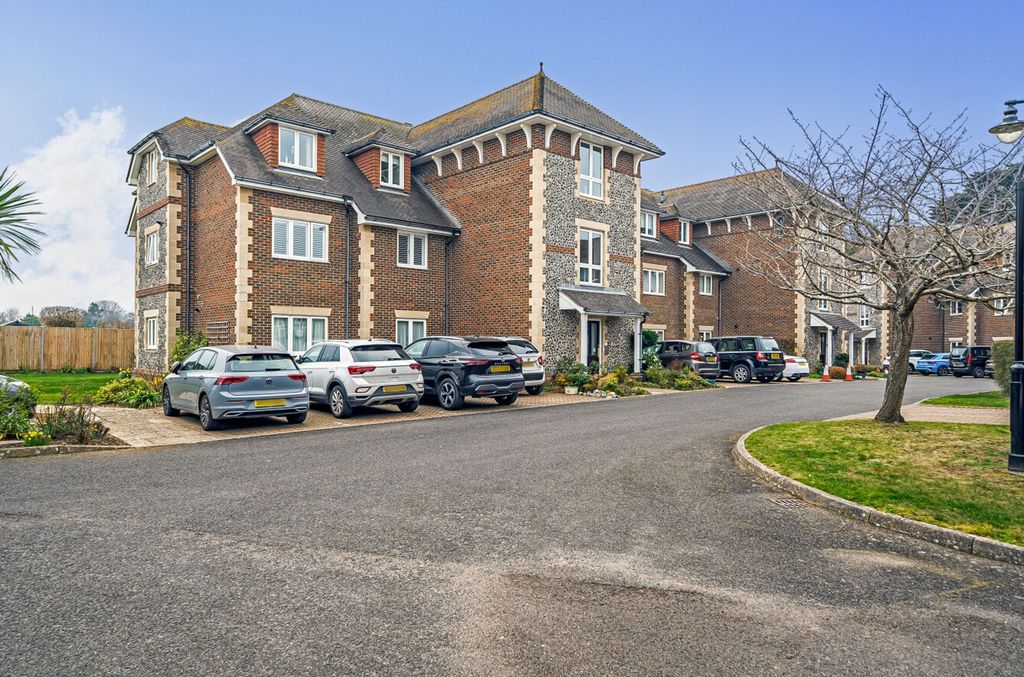 2 bed flat for saleGreenfields, Middleton On Sea PO22