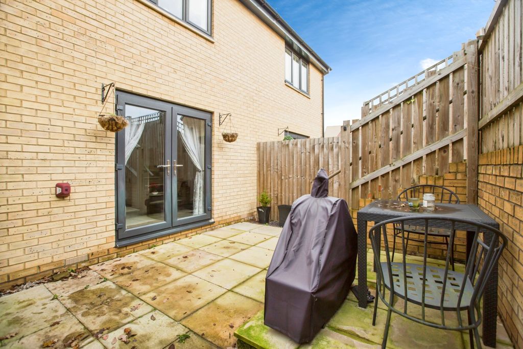 Additional image 4 of 2 bed semi-detached house for saleShears Drive, Brighouse HD6