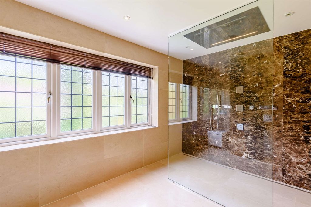 Additional image 11 of 5 bed detached house for salePark Lane, Hale WA15