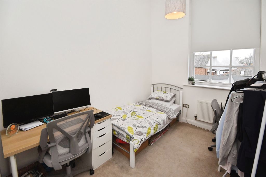 Additional image 10 of 2 bed flat for saleCoggeshall Road, Braintree CM7