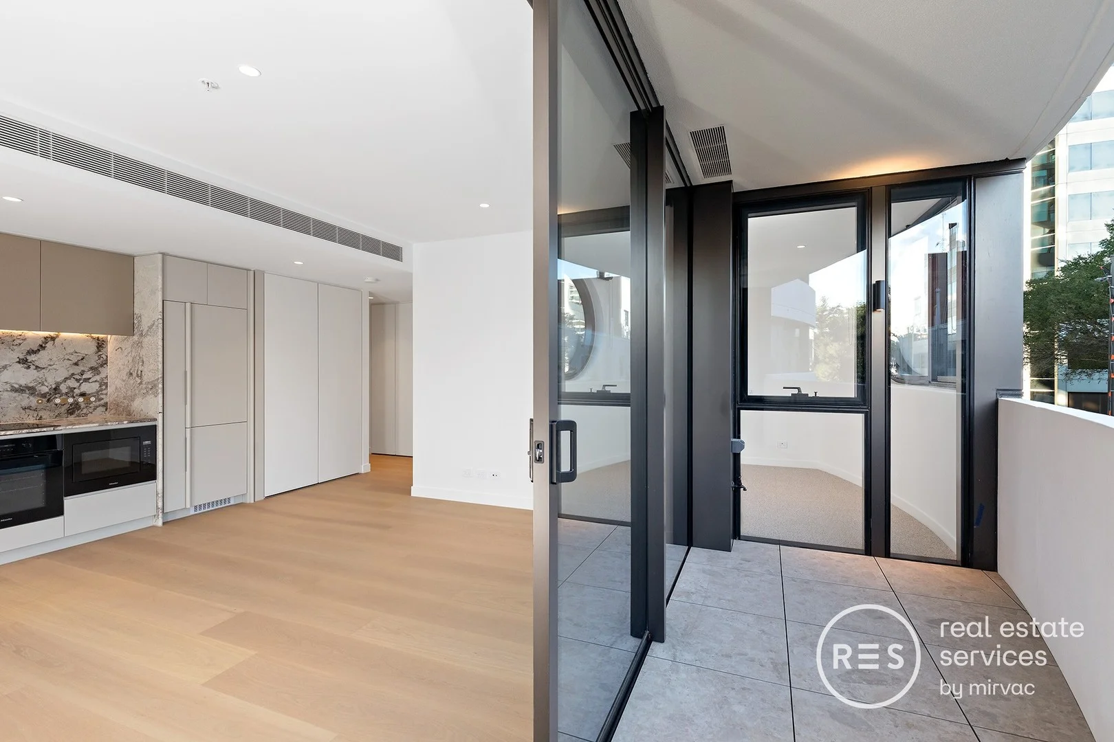 101/31 Queens Lane, Melbourne VIC 3004