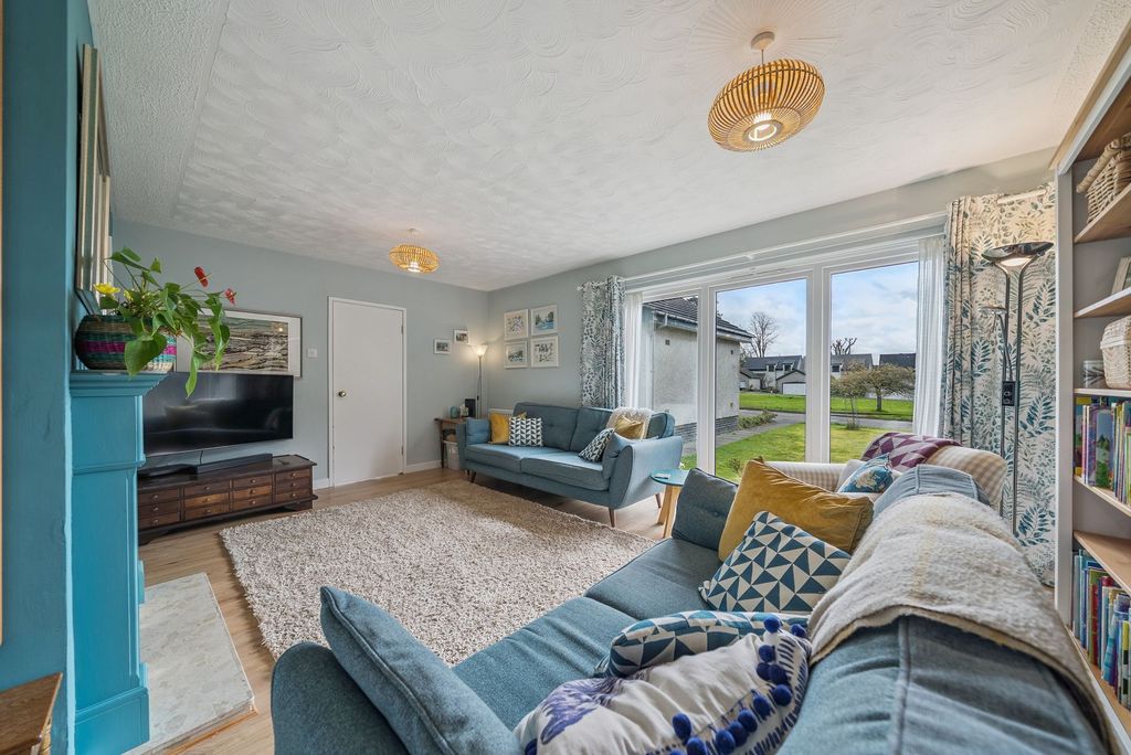Additional image 4 of 4 bed detached house for sale29 Dalmore Crescent, Helensburgh G84