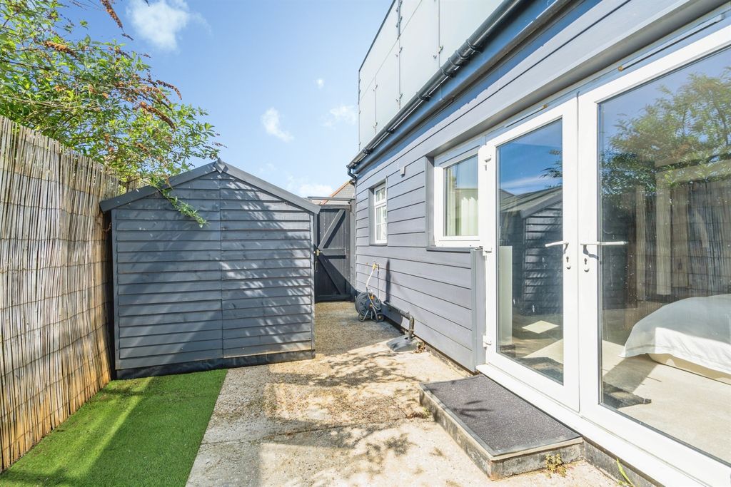 Additional image 18 of 2 bed flat for saleElmer Road, Bognor Regis PO22