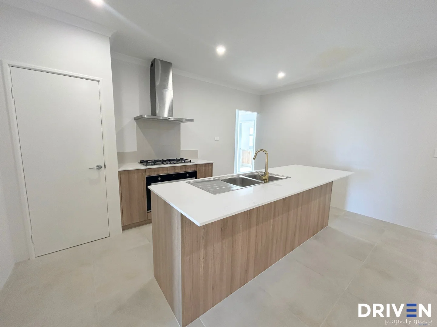 8 Perspective Drive, Alkimos WA 6038 photo 3