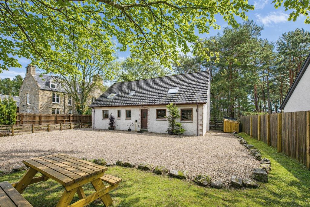 5 bed detached house for saleWoodland Lodge, 9 Kinchurdy Road, Boat Of Garten PH24