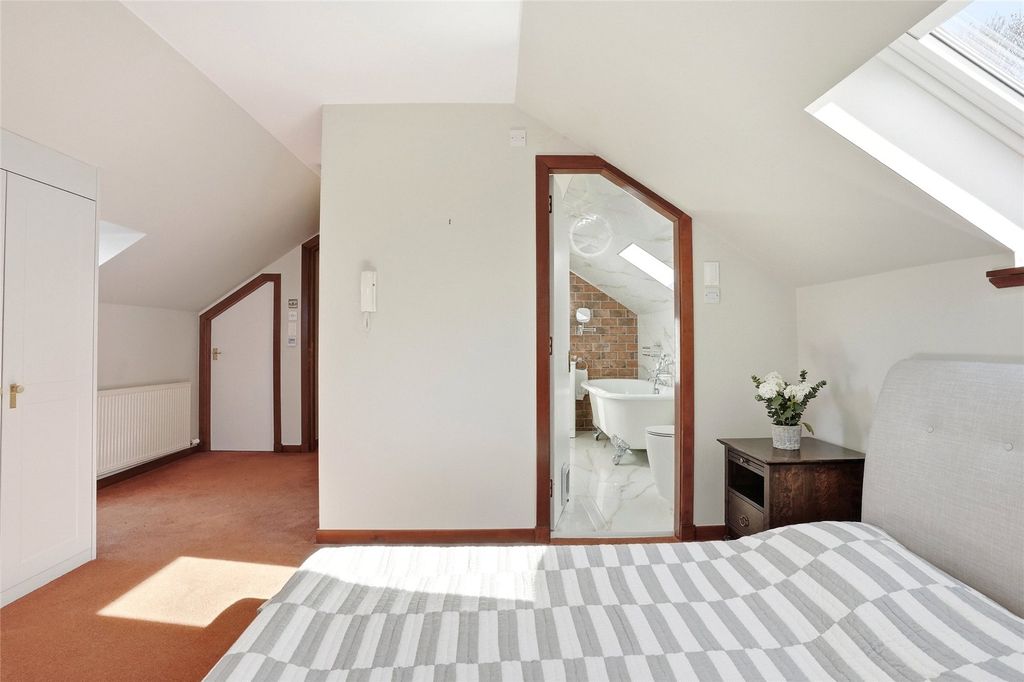 Additional image 15 of 3 bed flat for saleWemyss Court, Leapmoor Drive, Wemyss Bay, Inverclyde PA18