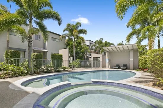 28/1 Acacia Court, Robina QLD 4226