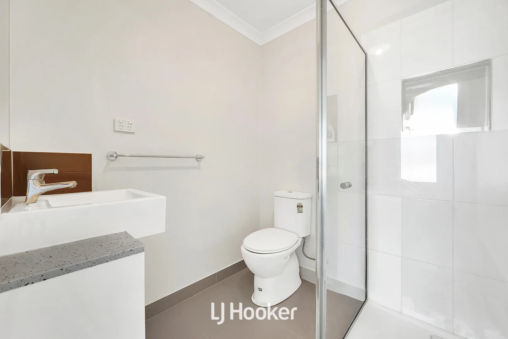 Additional image 8 of 4/33 New Street, Dandenong VIC 3175