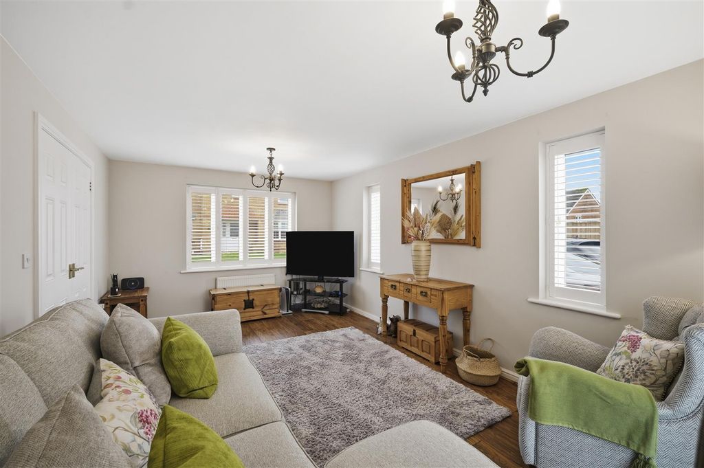 Additional image 3 of 4 bed detached house for saleClos Henblas, Bridgend CF31