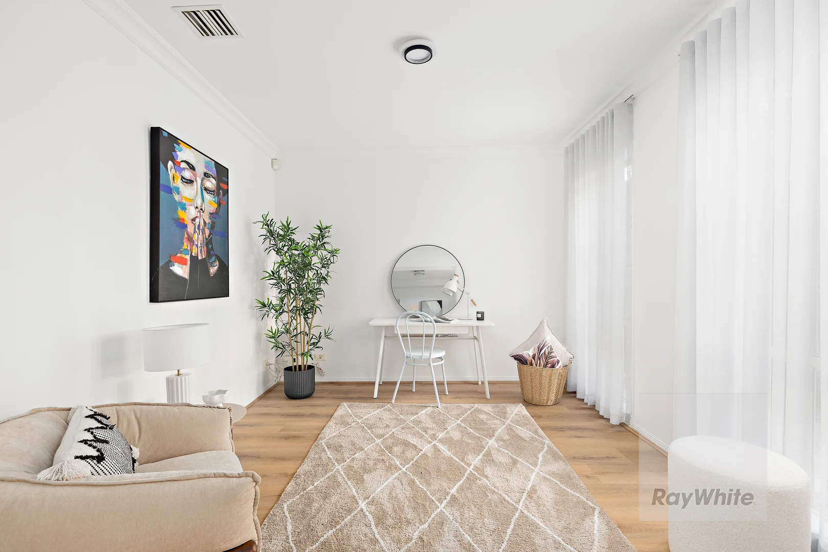 4 Indigo Way, Bundoora VIC 3083 photo 4