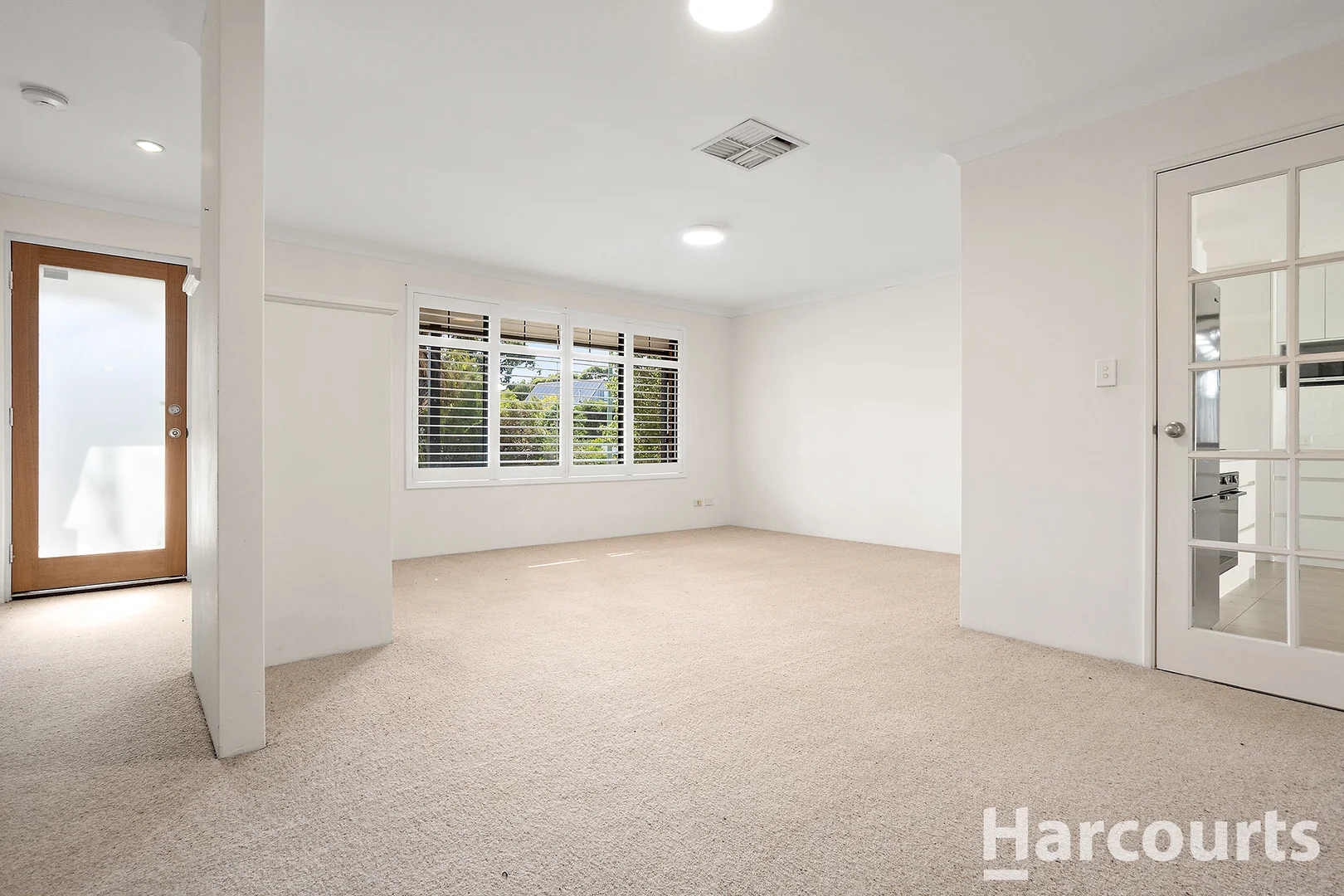 Additional image 3 of 17 Ivanhoe Crescent, Falcon WA 6210