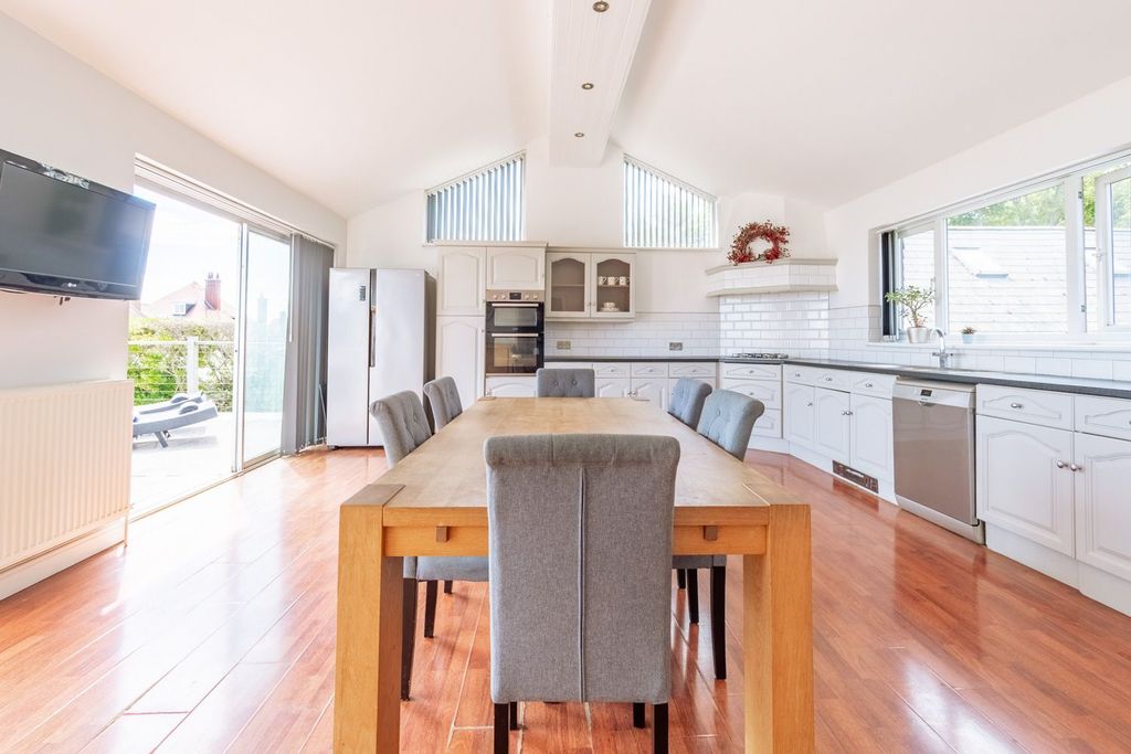 Additional image 6 of 6 bed detached house for saleCliff Promenade, Broadstairs CT10
