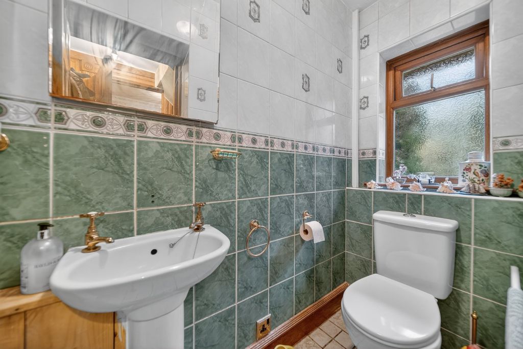 Additional image 9 of 3 bed detached house for saleWoodlands Drive, Rawdon, West Yorkshire BD10