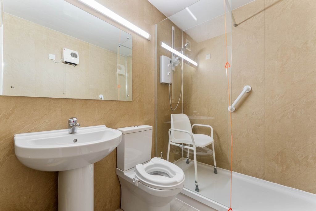 Additional image 10 of 1 bed flat for saleElphinstone Court, Kilmacolm PA13