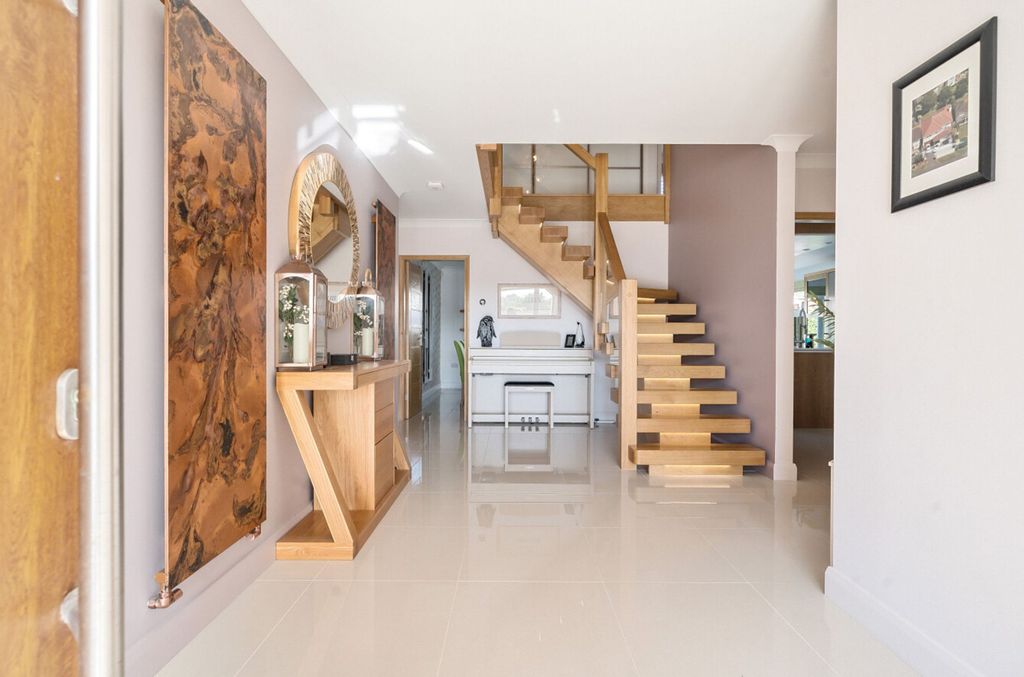 Additional image 6 of 5 bed detached house for saleLimmard Way, Bognor Regis PO22