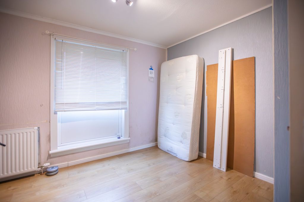 Additional image 13 of 3 bed flat for saleNewburgh, Erskine PA8