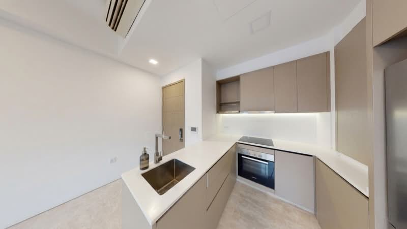 131 Holland Road photo 2