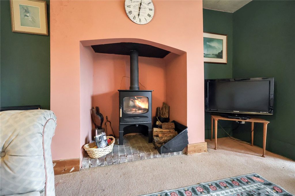 Additional image 5 of 3 bed semi-detached house for saleNorth Street, Braunton, Devon EX33