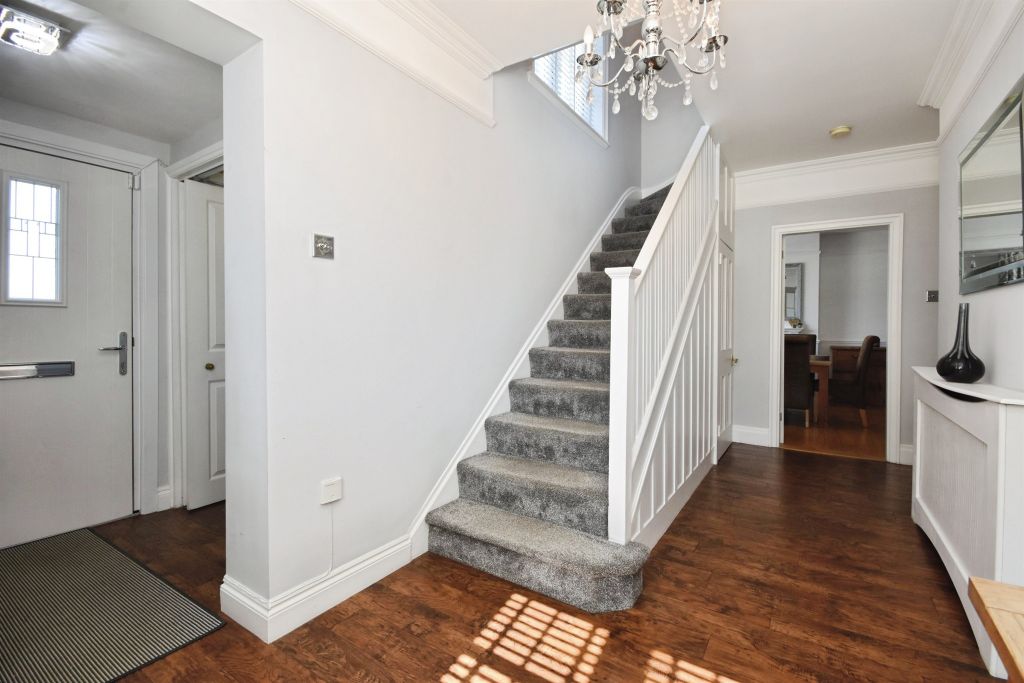 Additional image 4 of 6 bed detached house for saleSt. Peters Close, Braintree CM7